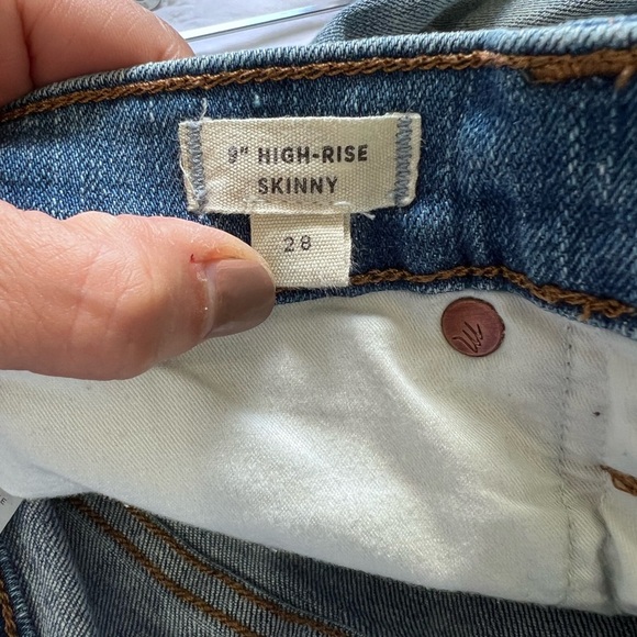 Madewell Blue Distressed 9” high rise skinnyJeans 28 - Picture 2 of 12
